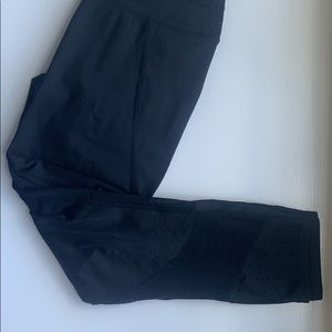 Athleta XS Capri leggings